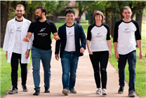 这家公司让人造大脑真的活在“黑客帝国”里了