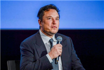 马斯克成功收购推特 投资者质疑：那么多公司管的过来吗？