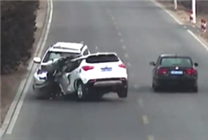 “路怒”症有多可怕？司机因前车起步晚5秒斗气致1死3伤 心理学家科普如何化解