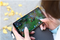 父母让8岁孩子休学1周专打游戏：制定KPI/每天16小时 已经不想玩了