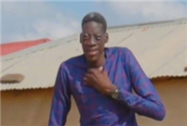 29岁男子身高2.89米成世界上最高的人：还在生长中！