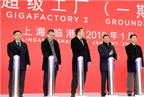 特斯拉二把手上位之路：朱晓彤如何打动马斯克？