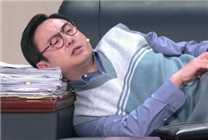 沈腾可能要请很多人吃饭了！讲述小品《坑》背后：临场改词